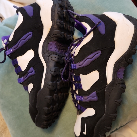 ***SOLD***Vtg 90s Nike Air Womens Shoes size 10 - Picture 6 of 9